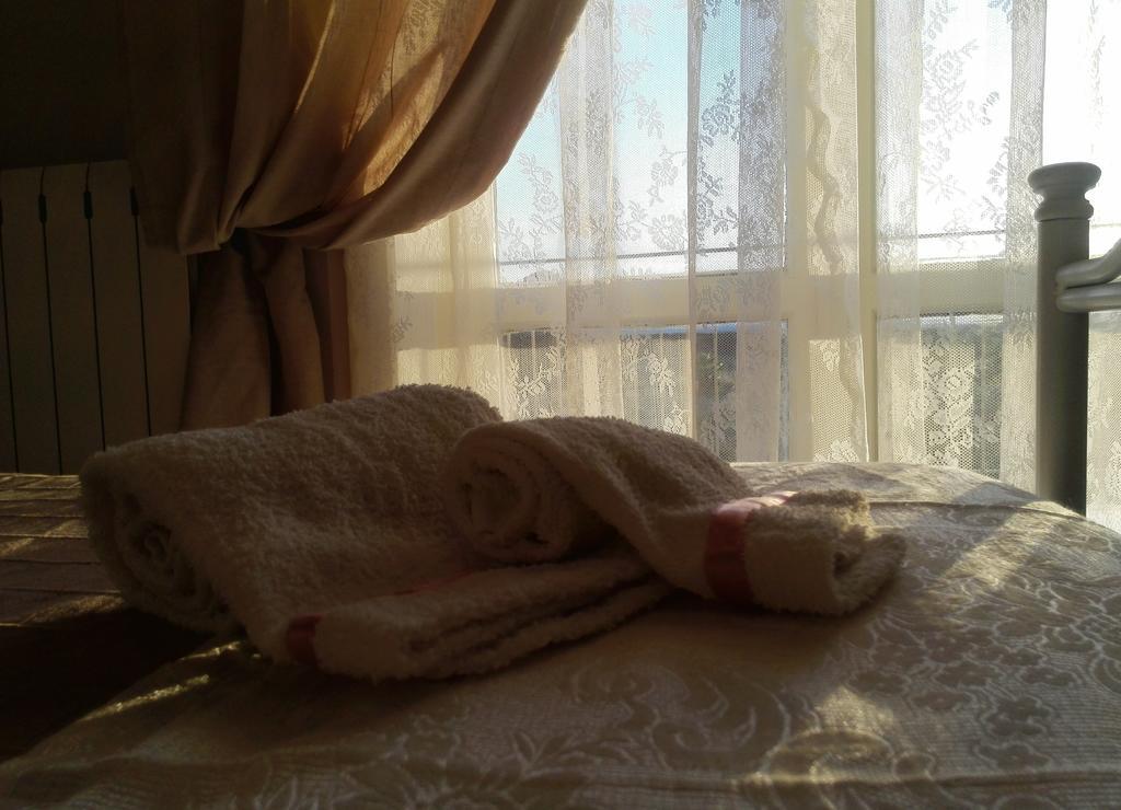 La Fonte Bed & Breakfast Syracuse Cameră foto