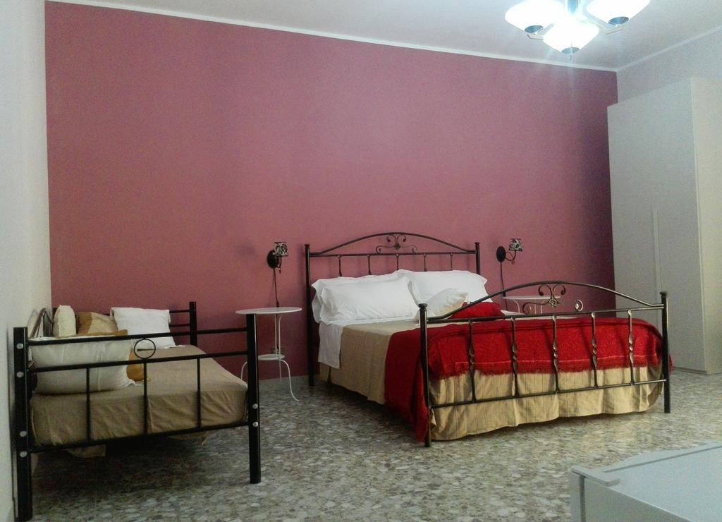 La Fonte Bed & Breakfast Syracuse Cameră foto
